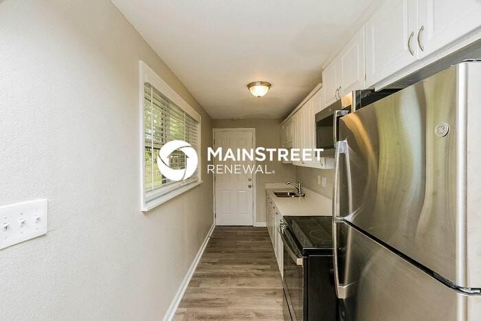 3228 Clifford Sample Dr - Photo 7 of 16