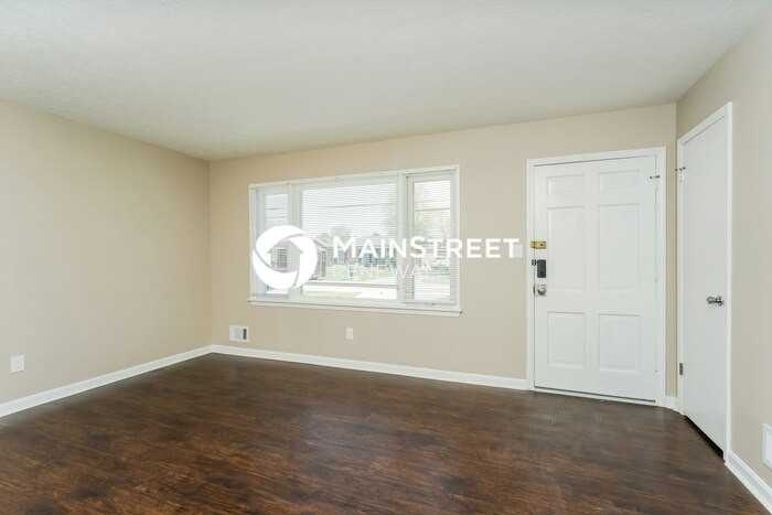 3114 Tara Gale Dr - Photo 4 of 16