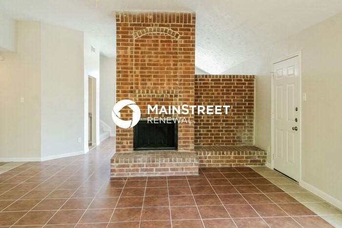 12418 Meadow Briar Dr - Photo 5 of 17