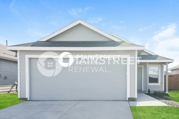 3104 Helix Bay Dr - Photo 3 of 16