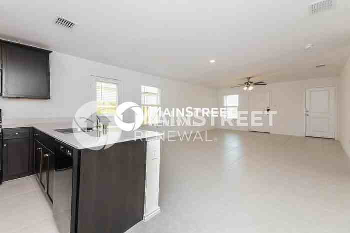 3104 Helix Bay Dr - Photo 6 of 16