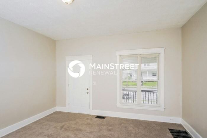 1827 Osage Ave - Photo 5 of 16