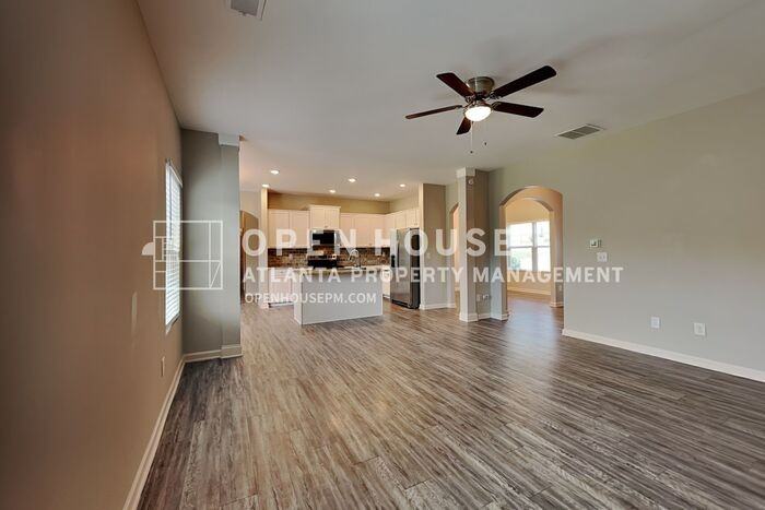 354 Hawthorn Dr - Photo 6 of 24