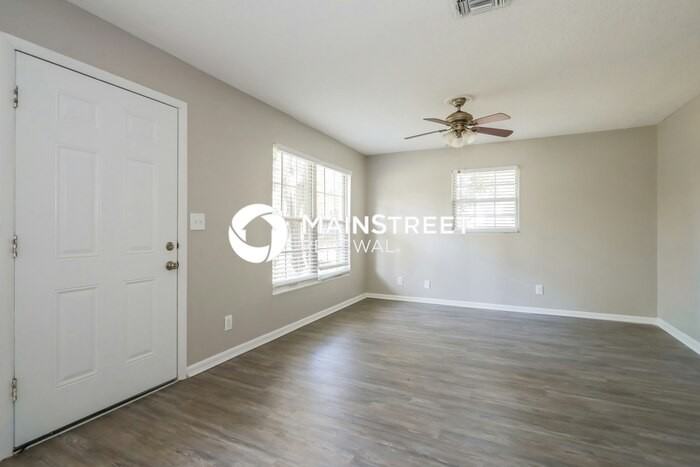 3105 Purdom Dr - Photo 4 of 16