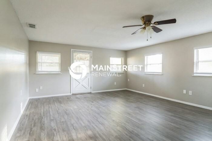 3105 Purdom Dr - Photo 7 of 16