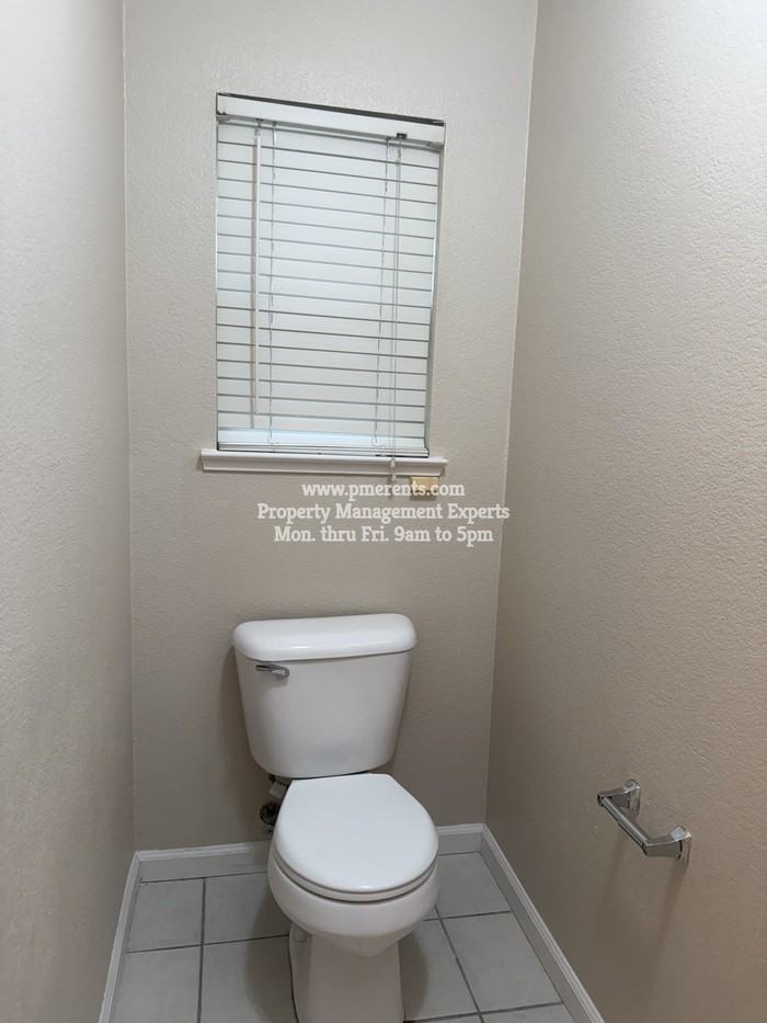 10613 Hidden Grove Cir - Photo 5 of 16