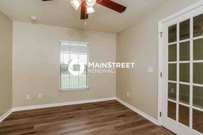 3000 63rd St W - Photo 7 of 16