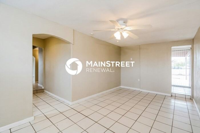 333 W Inez Dr - Photo 7 of 16