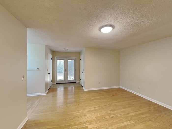 4569 S Landing Dr - Photo 6 of 18