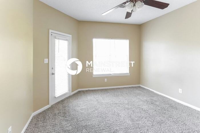 6338 Mcclendon Cir S - Photo 4 of 17