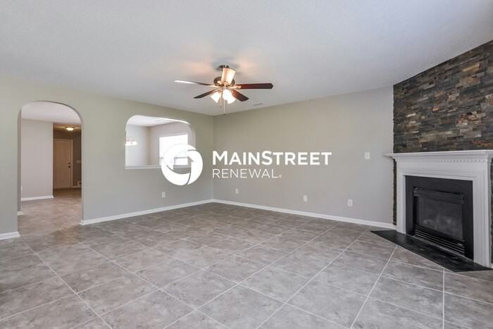 4605 Smarty Jones Dr - Photo 5 of 17