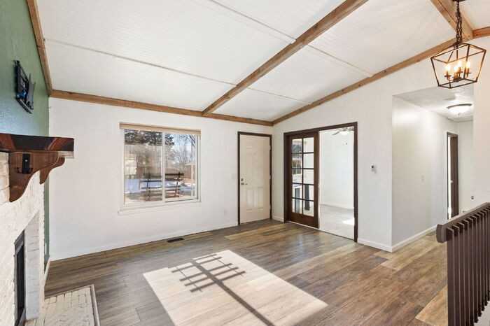 2020 Independence Dr - Photo 4 of 30