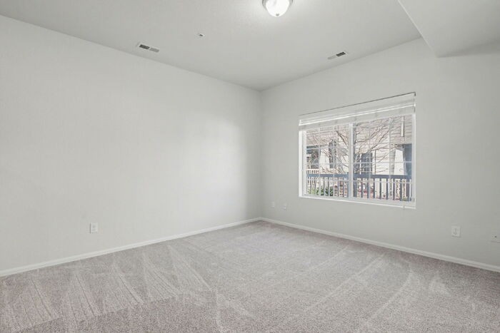 3174 Harpy Grv - Photo 6 of 28