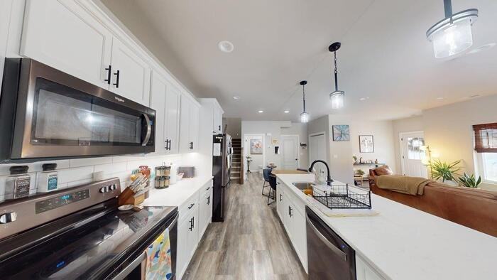 730 Compass Loop - Photo 6 of 24