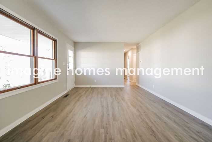 2746 Serra Vista Dr - Photo 6 of 17