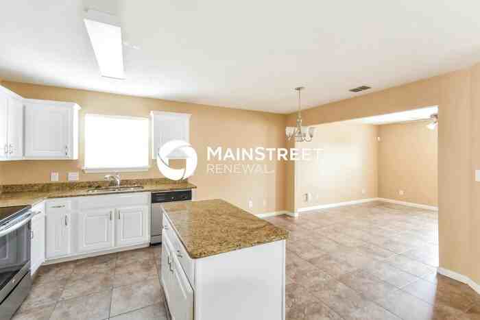 5703 Fossil Cyn - Photo 7 of 13