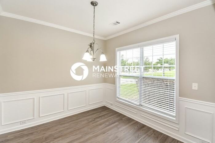 5664 Wakehurst Dr - Photo 5 of 17