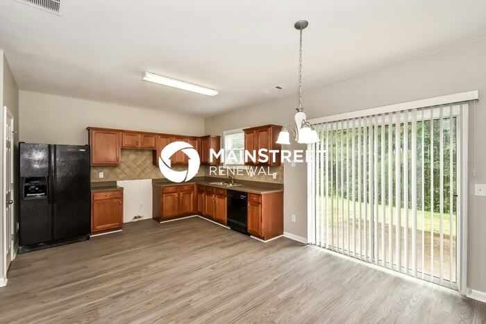 5664 Wakehurst Dr - Photo 6 of 17