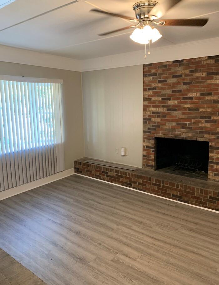 6446 Lucente Dr - Photo 6 of 17