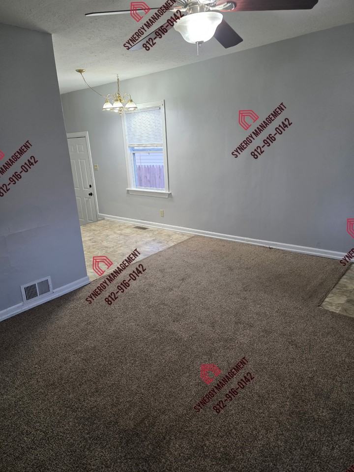 821 Stanley Ave #1 - Photo 2 of 13