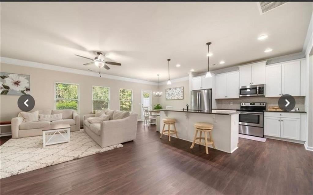 1427 Haynescrest Ct - Photo 4 of 13