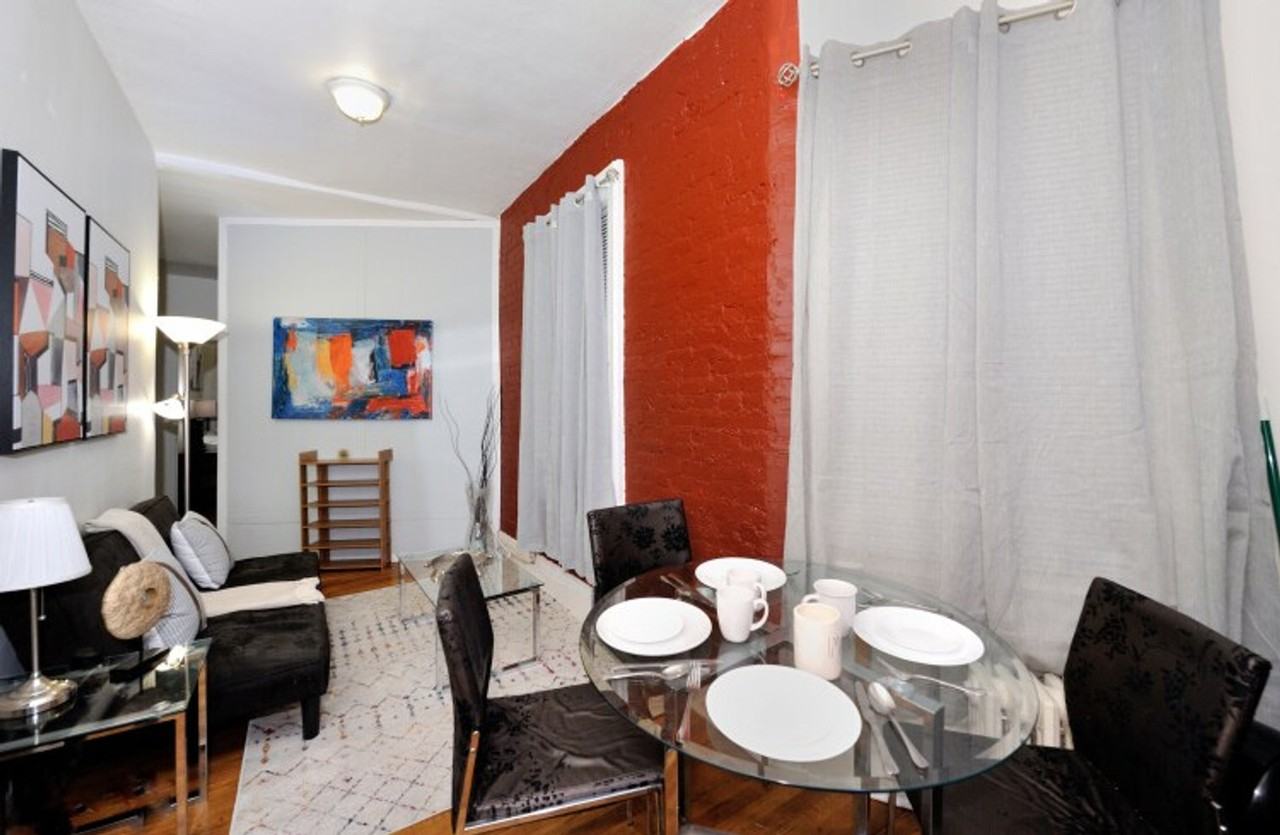 440 W 45th St #1323913P - Photo 6 of 24