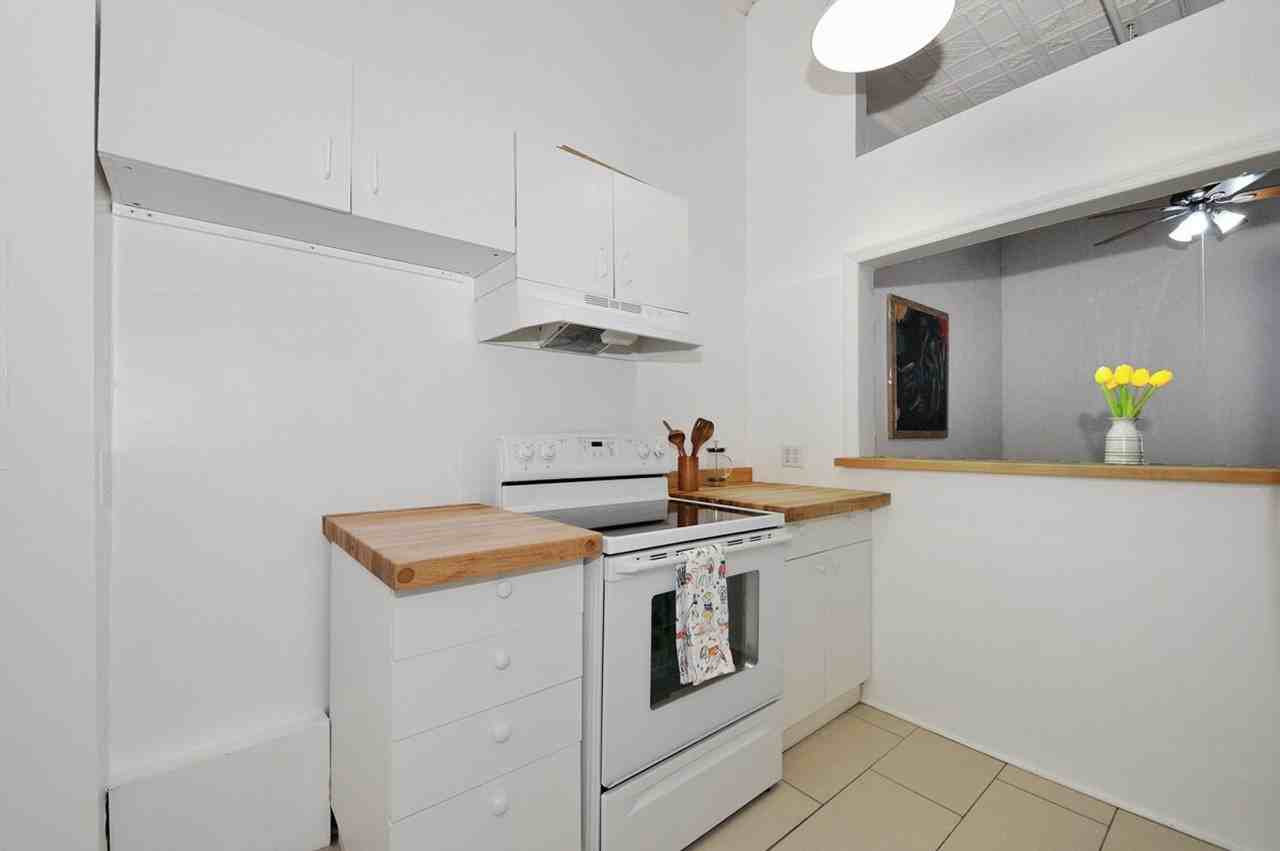 275 Greenwich St #1323906P - Photo 5 of 28