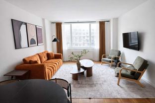 350 W 43rd St - Photo 1 of 1