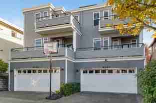 4224 Francis Ave N - Photo 1 of 1