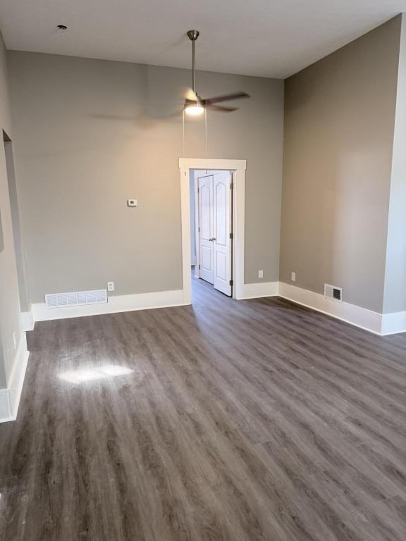 508 W Oak St ##3 - Photo 6 of 30