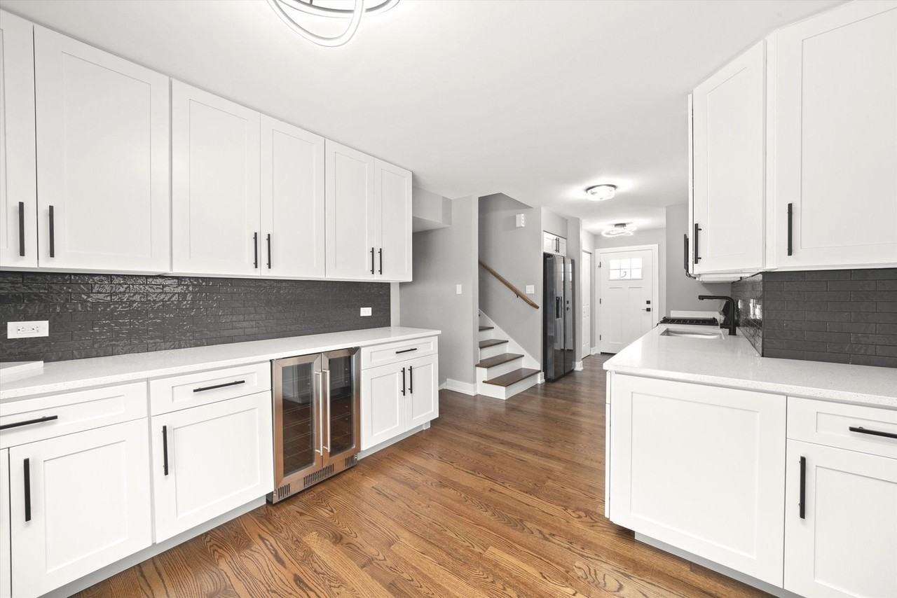 11201 S Deerpath Ln - Photo 6 of 20