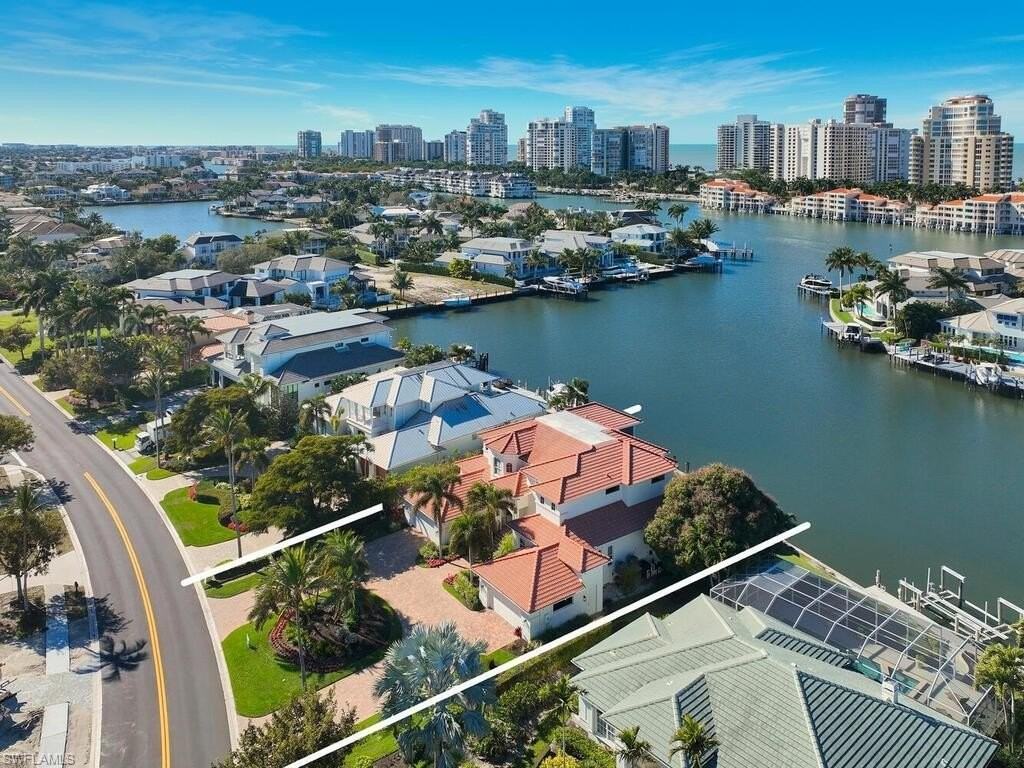 4419 Crayton Rd - Photo 2 of 45