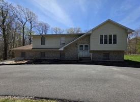 featured image of 452 Hemlock Dr