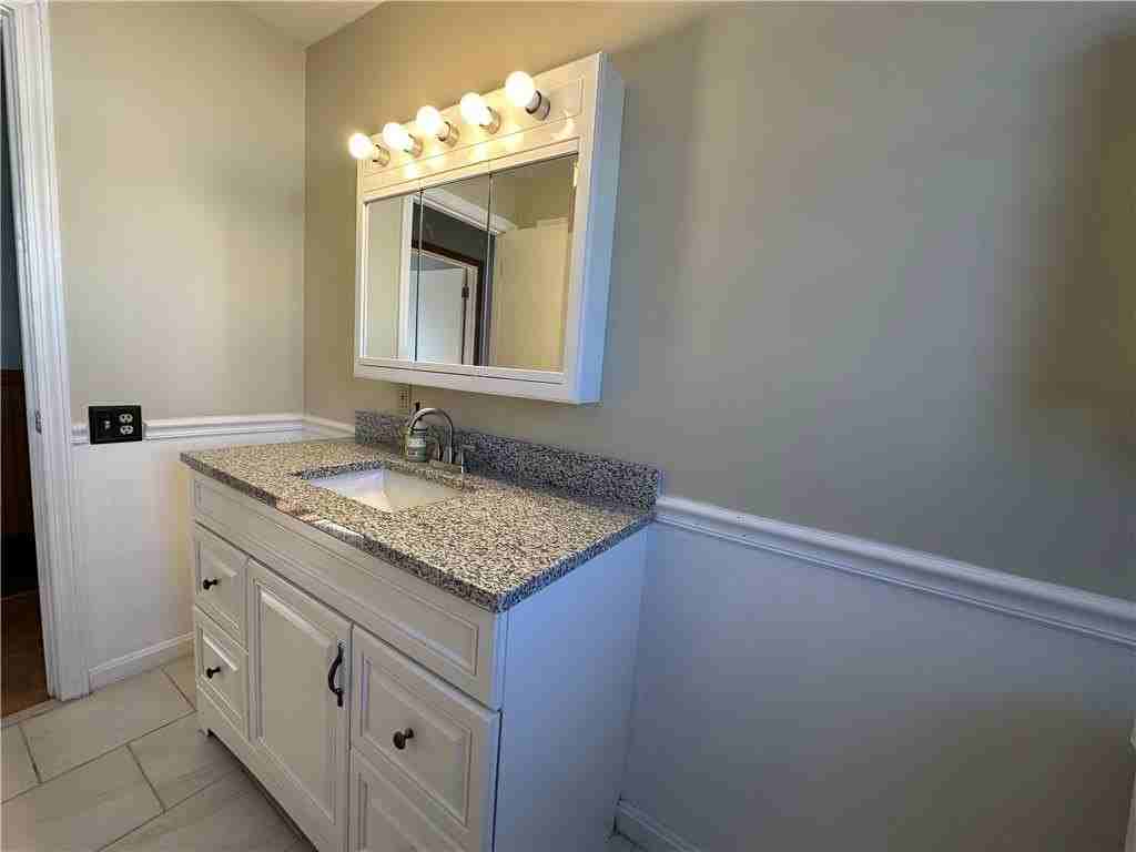 65 Ingalls St - Photo 5 of 21