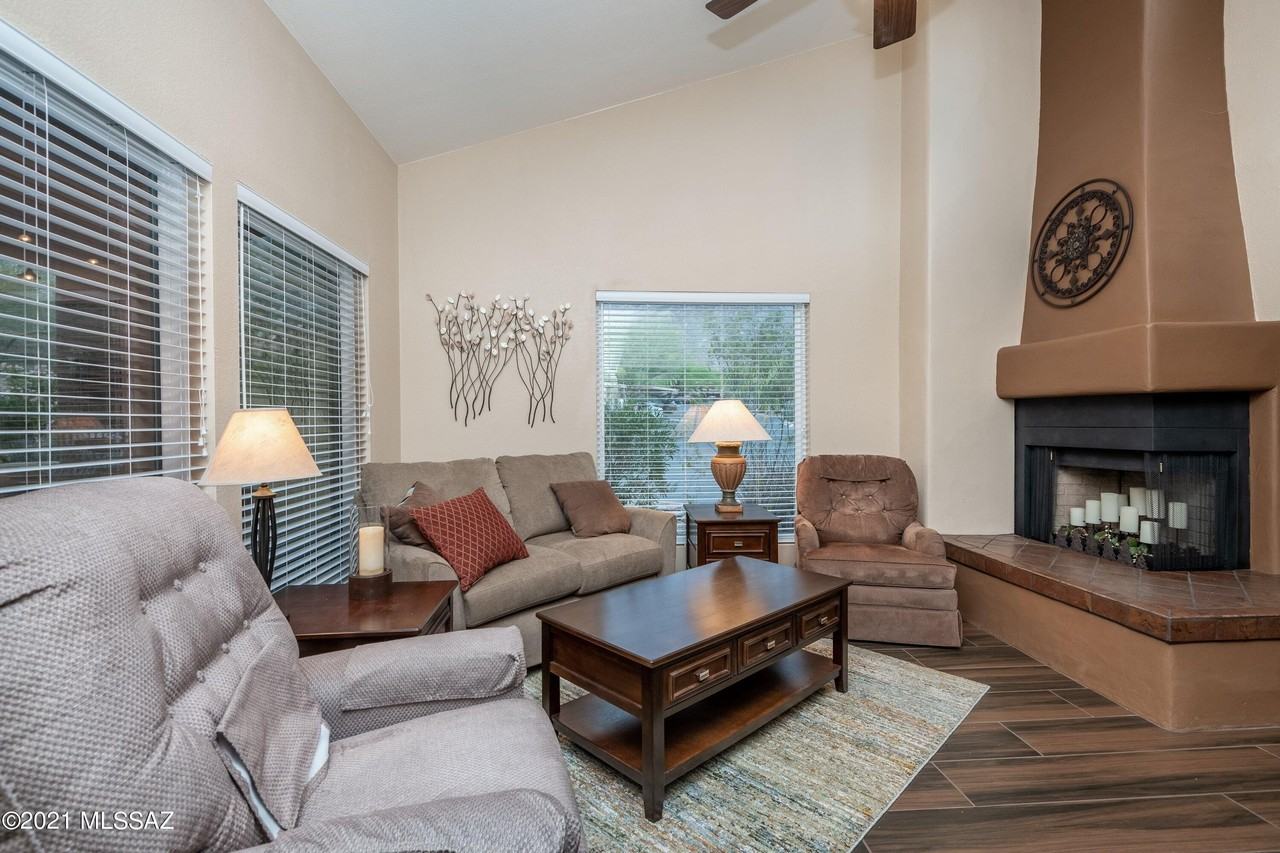 7601 N Calle Sin Envidia Apt 40 #40 - Photo 4 of 27