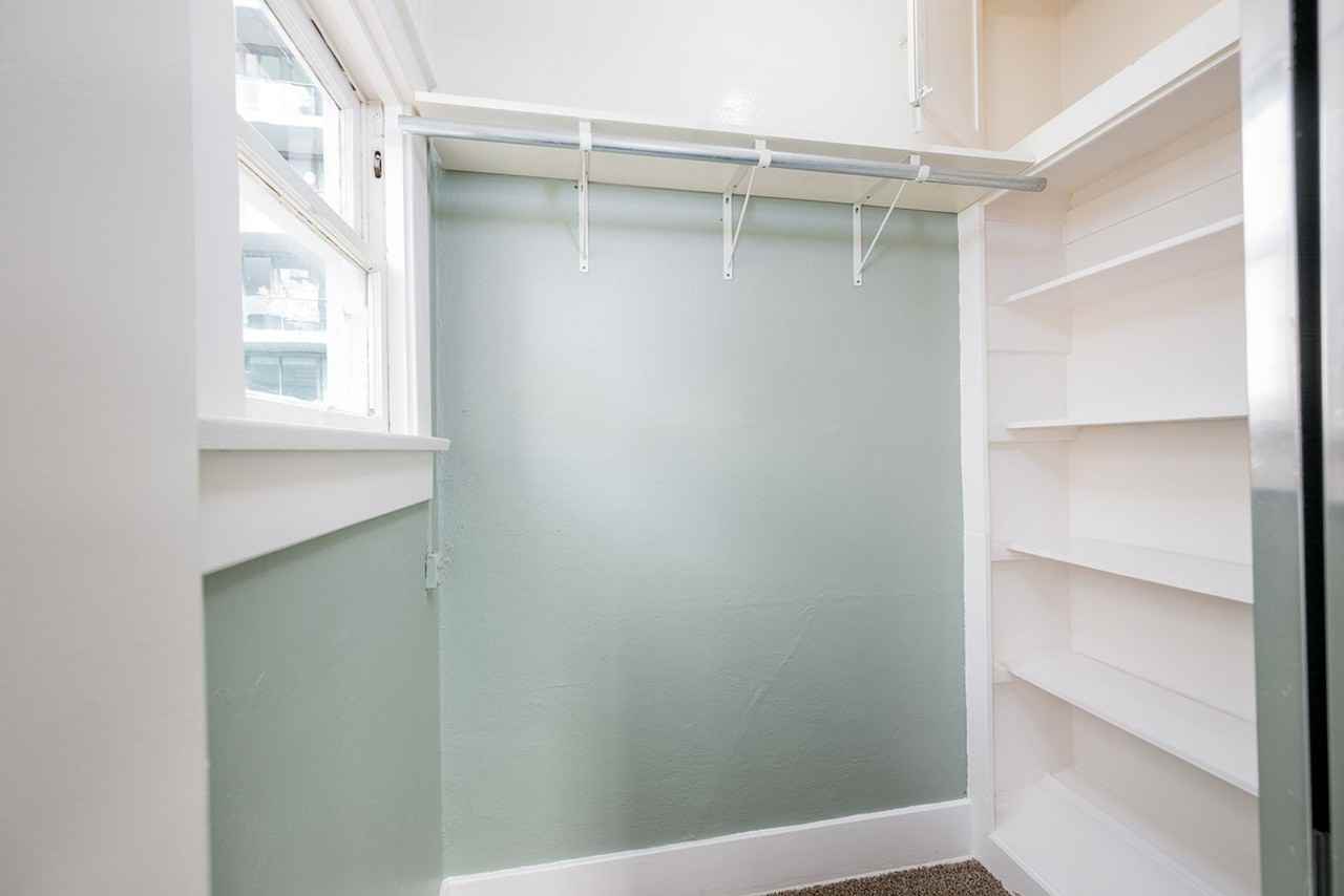 2820 6th Ave - Photo 5 of 13