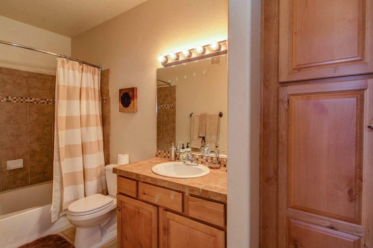 7050 E Sunrise Dr Unit 19202 #19202 - Photo 7 of 16