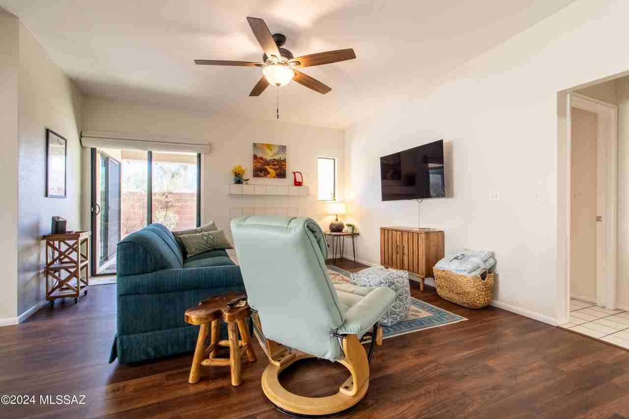 10400 N Fair Mountain Dr - Photo 7 of 28