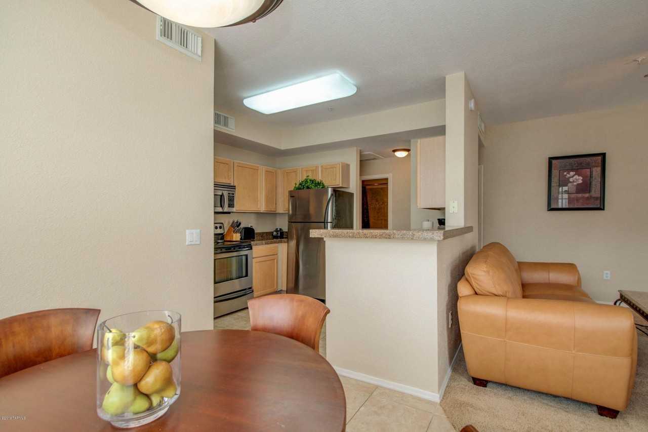 1500 E Pusch Wilderness Dr Unit 10205 #10205 - Photo 4 of 18