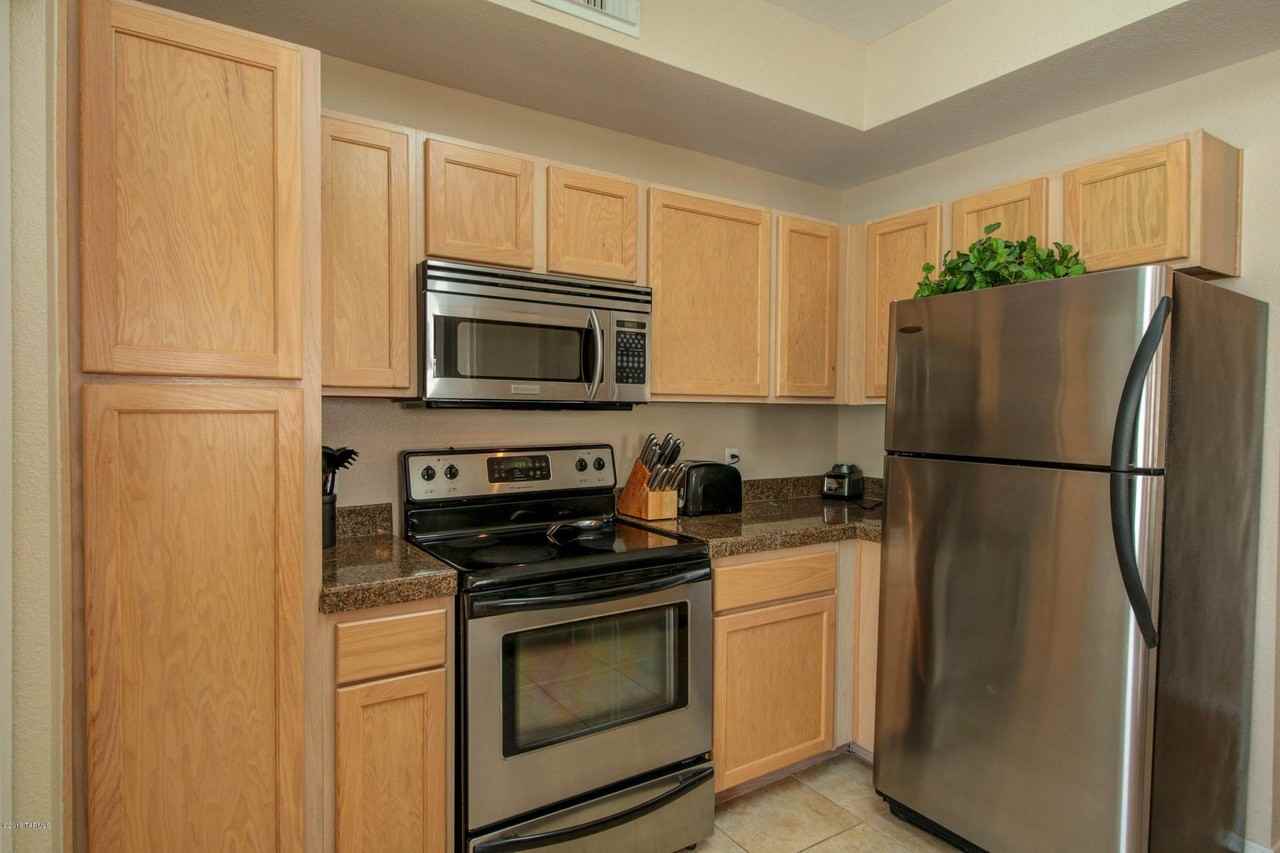 1500 E Pusch Wilderness Dr Unit 10205 #10205 - Photo 5 of 18