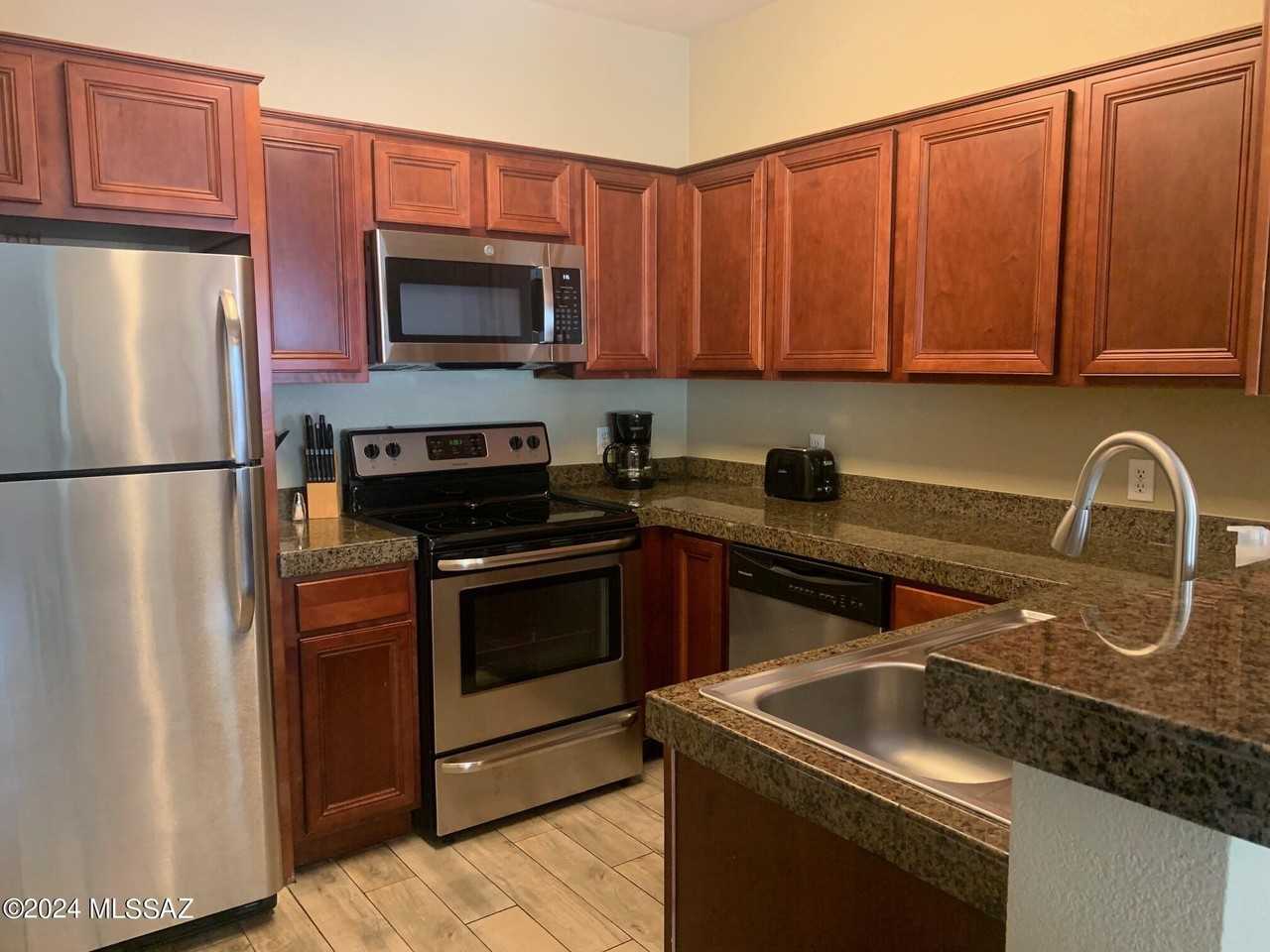 1500 E Pusch Wilderness Dr Unit 12107 #12107 - Photo 3 of 22