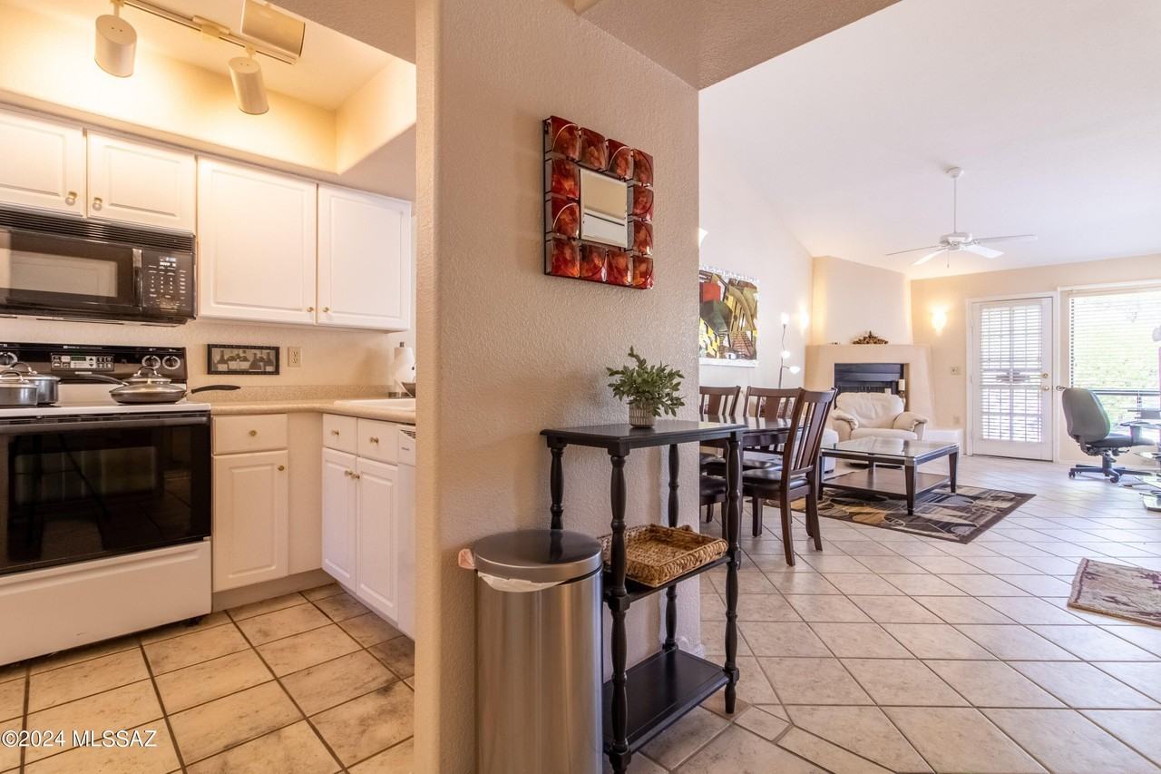 7601 N Calle Sin Envidia Apt 20 #20