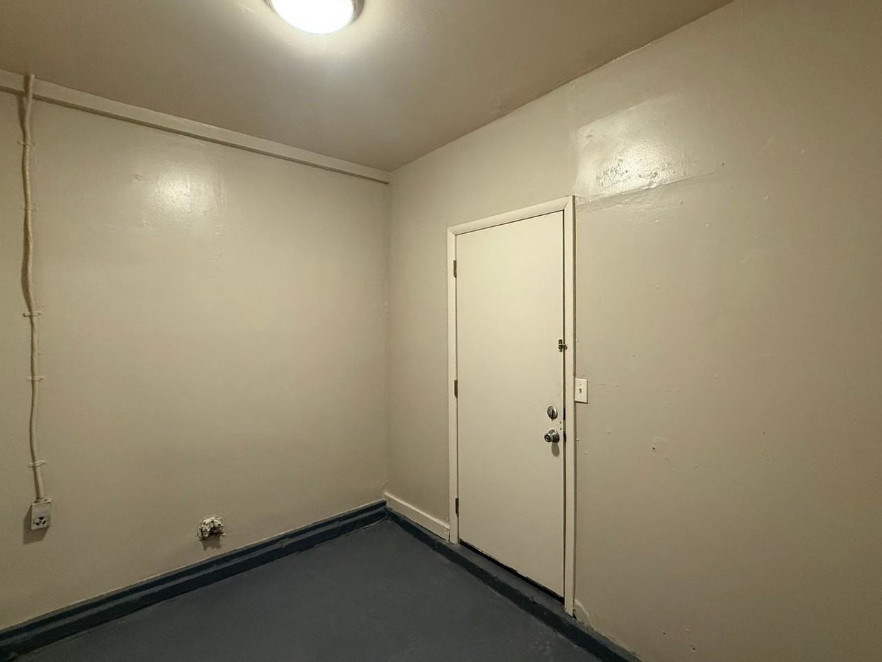 1443 S Hydraulic St - Photo 6 of 13