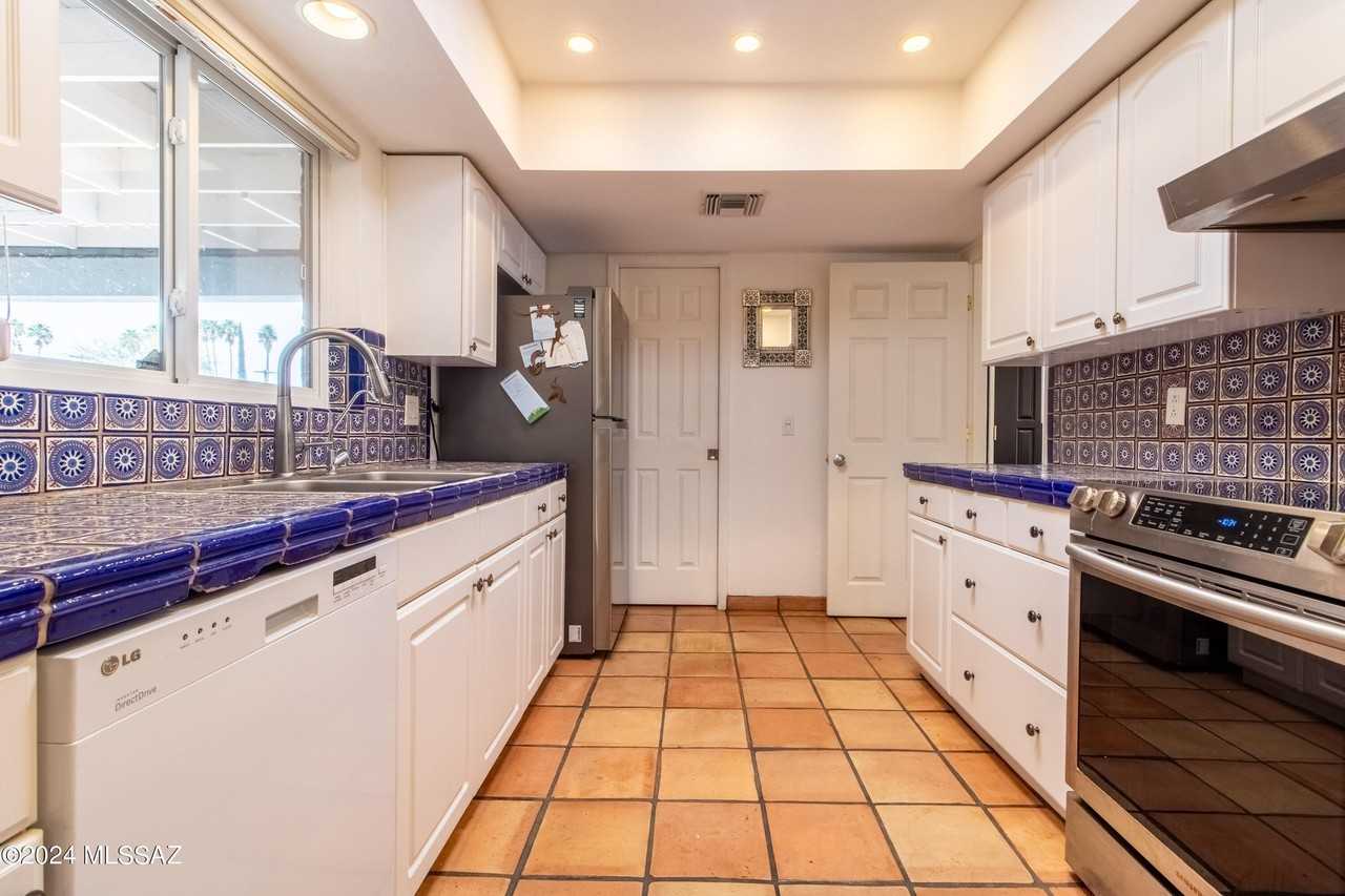 3752 E Calle Guaymas - Photo 2 of 39