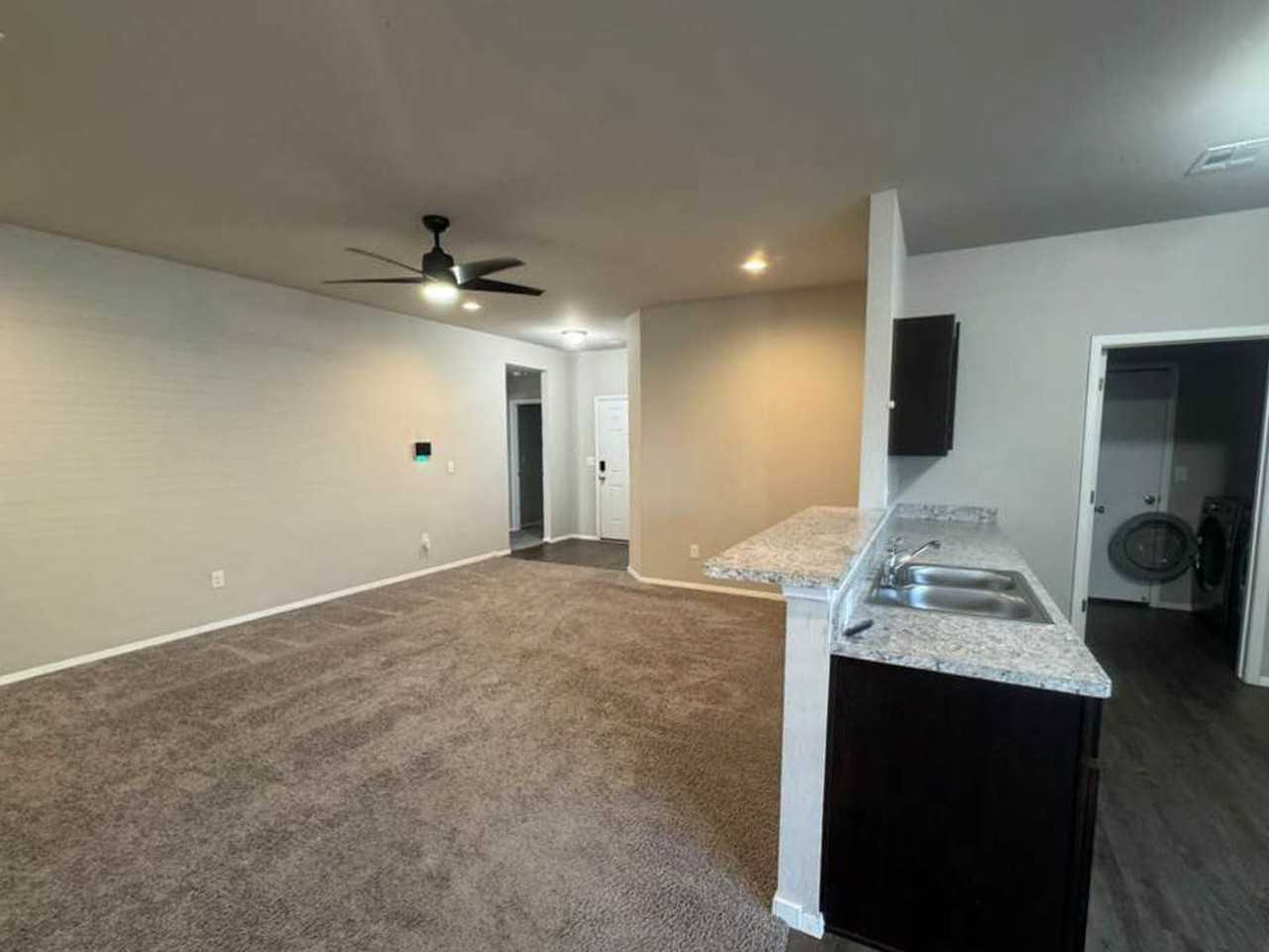 1515 Chuck Wagon Dr - Photo 4 of 16