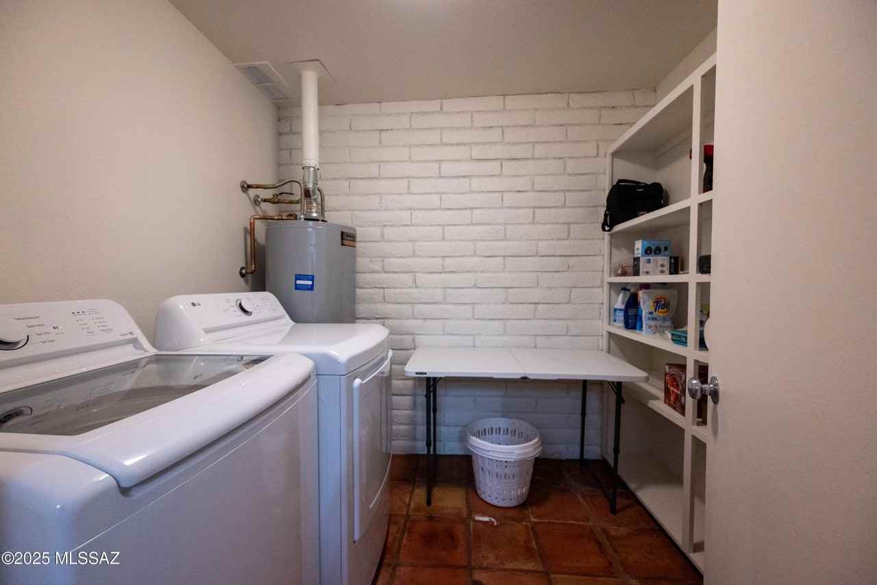 5701 N Glenn Street unit: 5 #5 - Photo 5 of 20