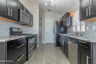 3688 W Sunglade Dr - Photo 1 of 1