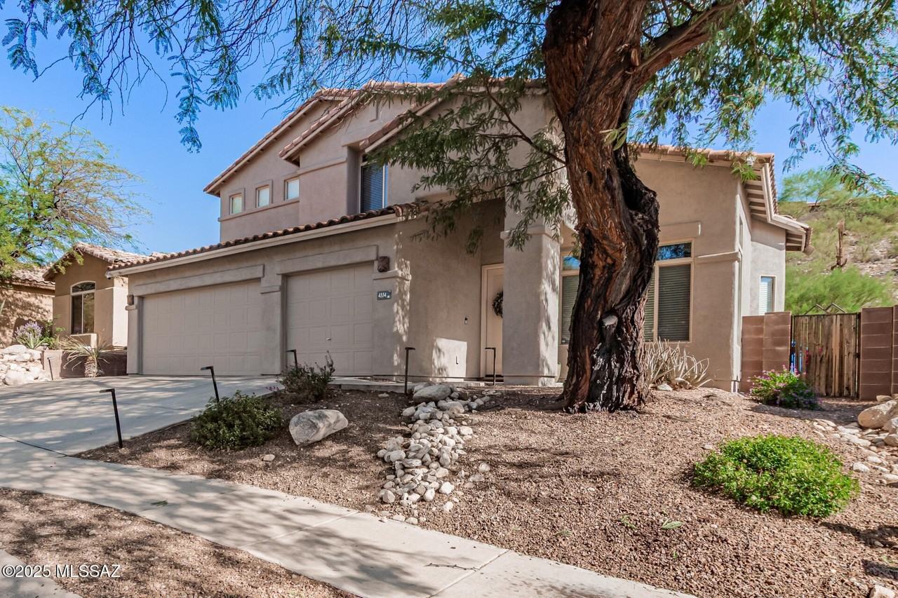 4334 N Sunset Cliff Dr - Photo 7 of 42