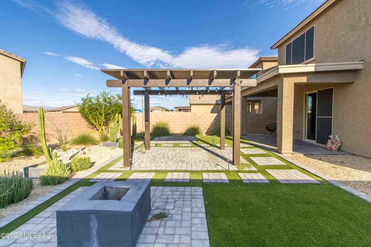 6836 W Canopus Loop - Photo 3 of 16