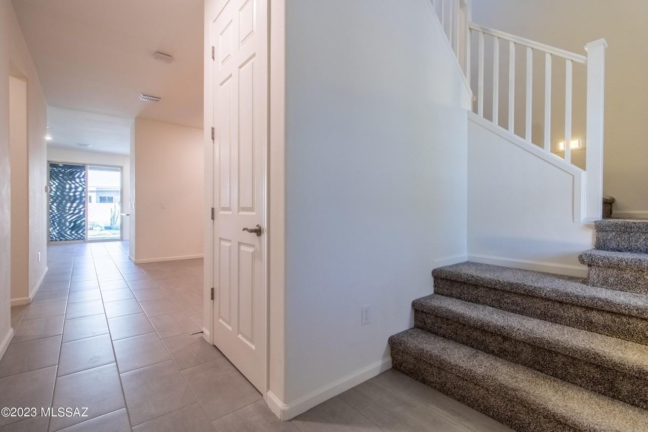 6836 W Canopus Loop - Photo 4 of 16